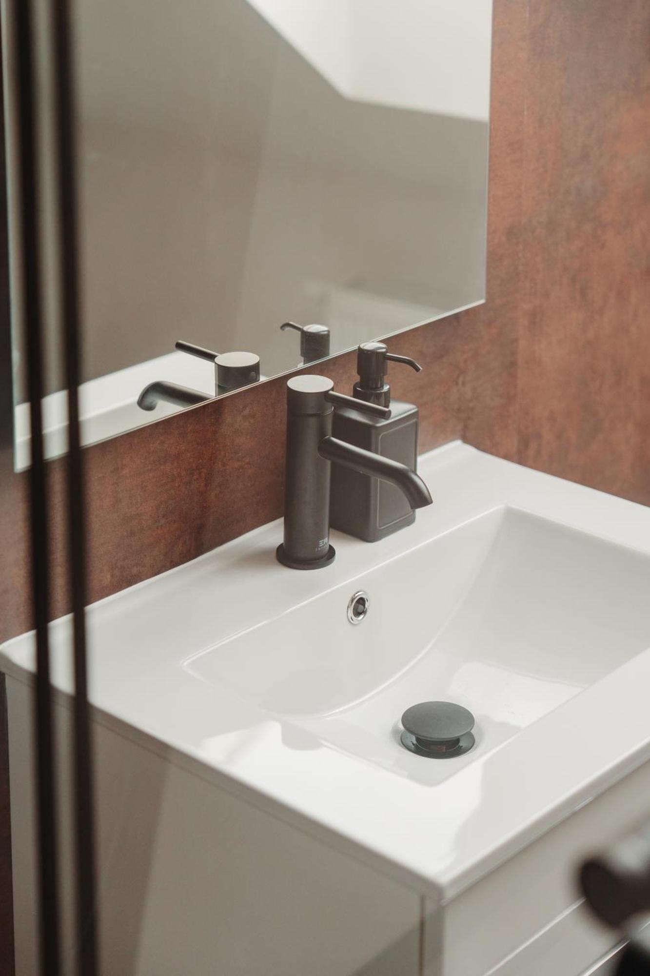 Hviezdoslavova Apartments, Trnava Centre, Parking Available Экстерьер фото