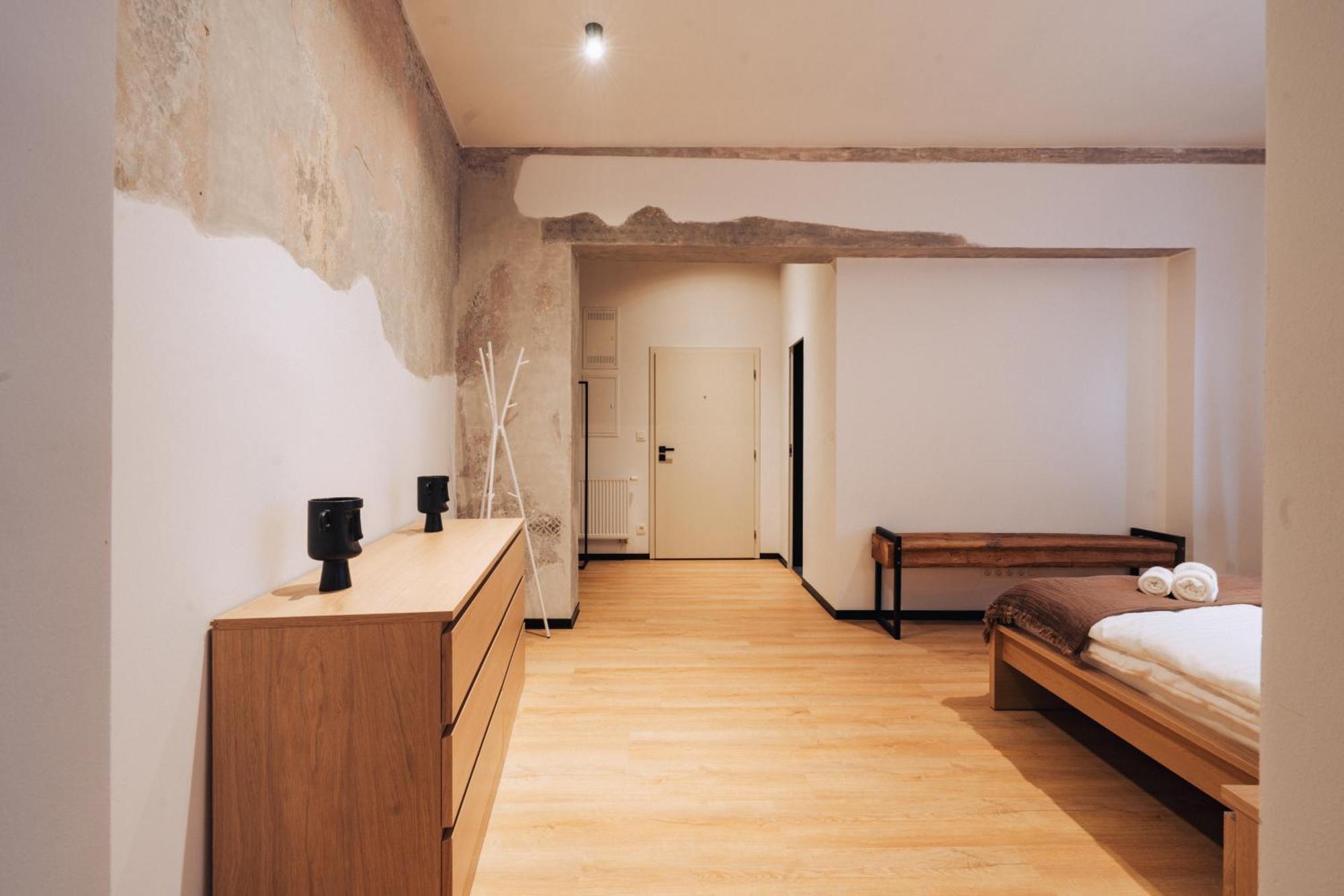 Hviezdoslavova Apartments, Trnava Centre, Parking Available Экстерьер фото