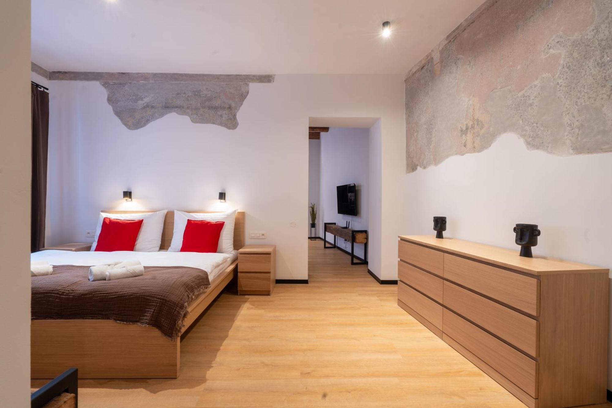 Hviezdoslavova Apartments, Trnava Centre, Parking Available Экстерьер фото
